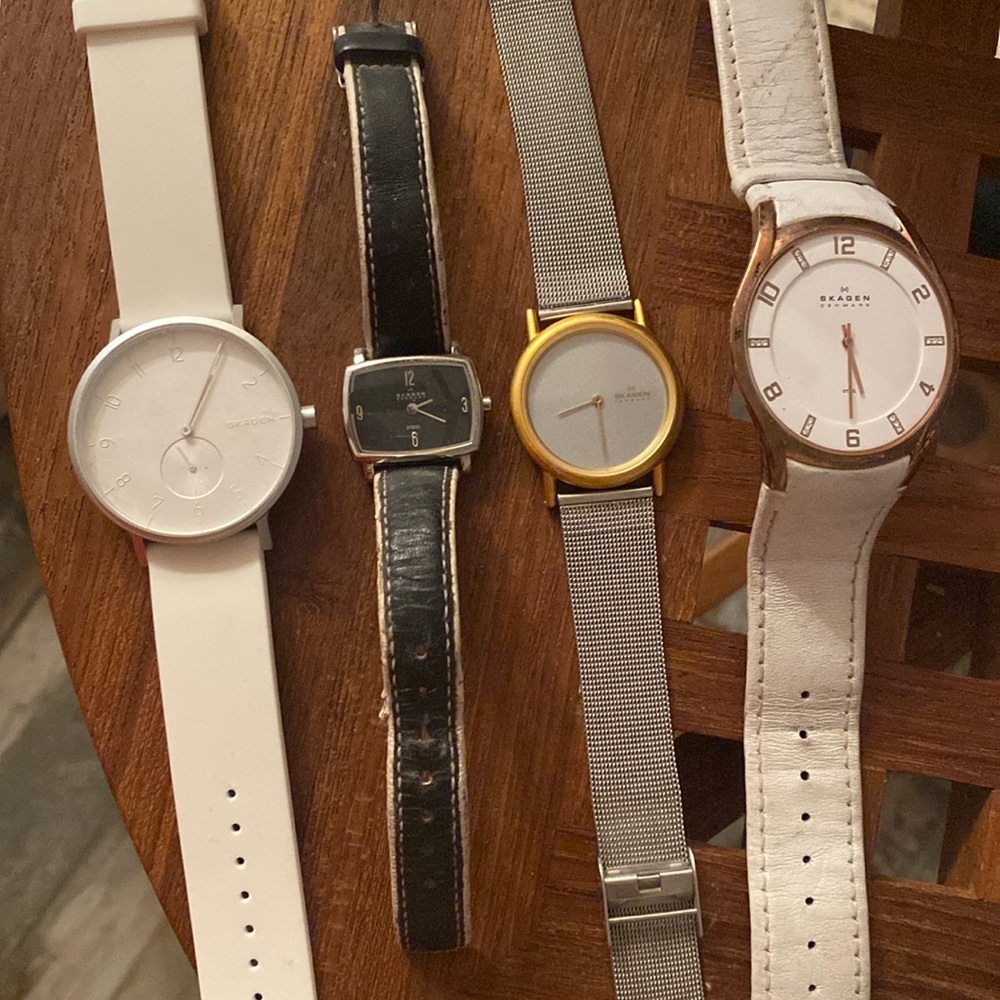 4 Skagen watches